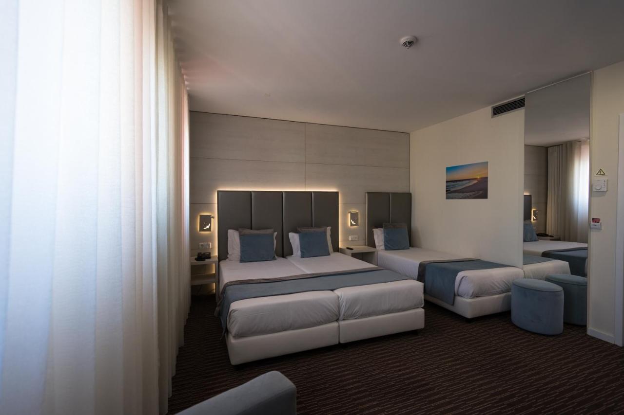The One Grand Hotel Da Povoa - By Mhmb Hospitality โปโว เดอ วาร์ซิม ภายนอก รูปภาพ