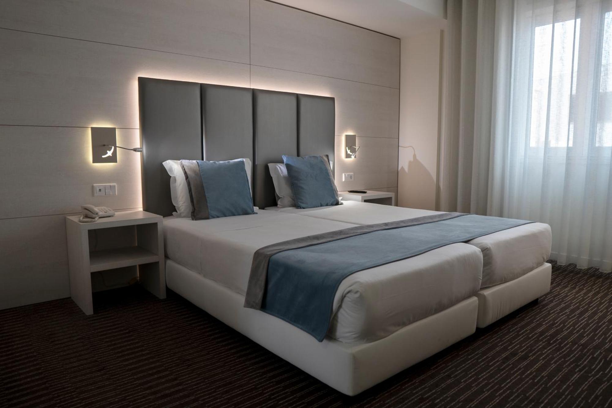 The One Grand Hotel Da Povoa - By Mhmb Hospitality โปโว เดอ วาร์ซิม ภายนอก รูปภาพ