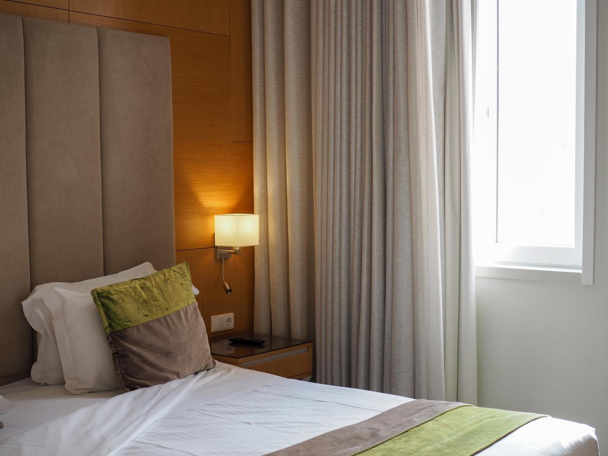 The One Grand Hotel Da Povoa - By Mhmb Hospitality โปโว เดอ วาร์ซิม ห้อง รูปภาพ