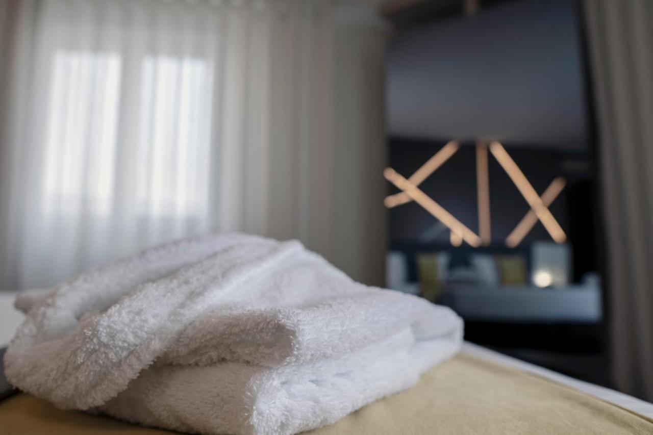 The One Grand Hotel Da Povoa - By Mhmb Hospitality โปโว เดอ วาร์ซิม ภายนอก รูปภาพ